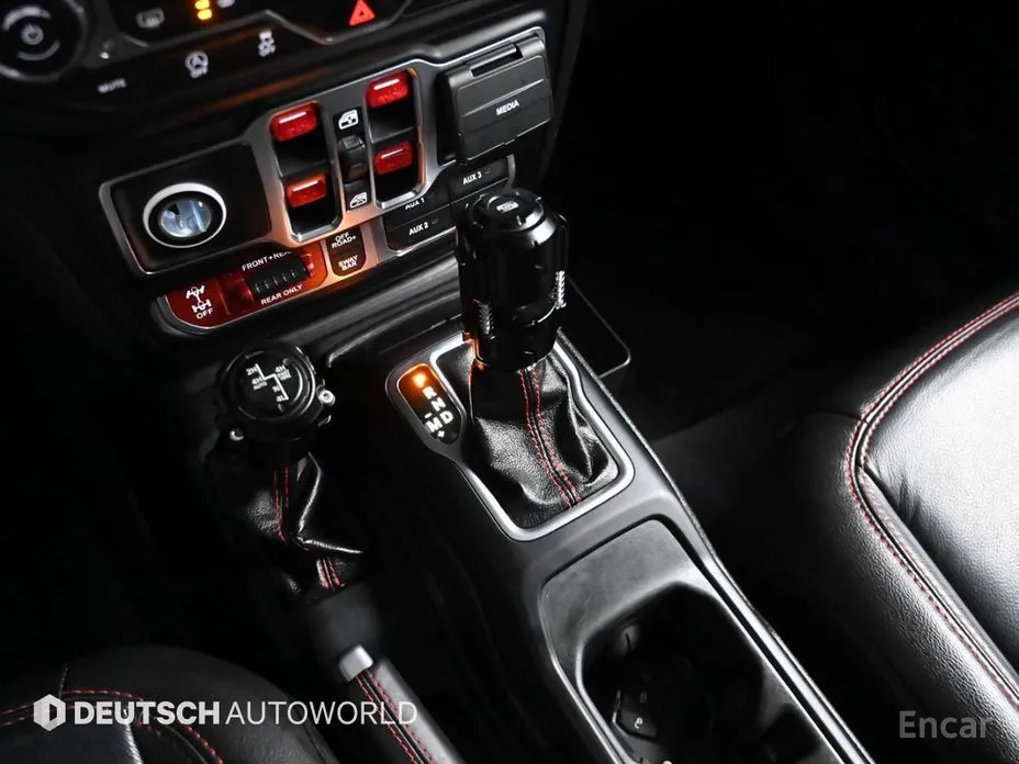 Фото 9 - Jeep Gladiator