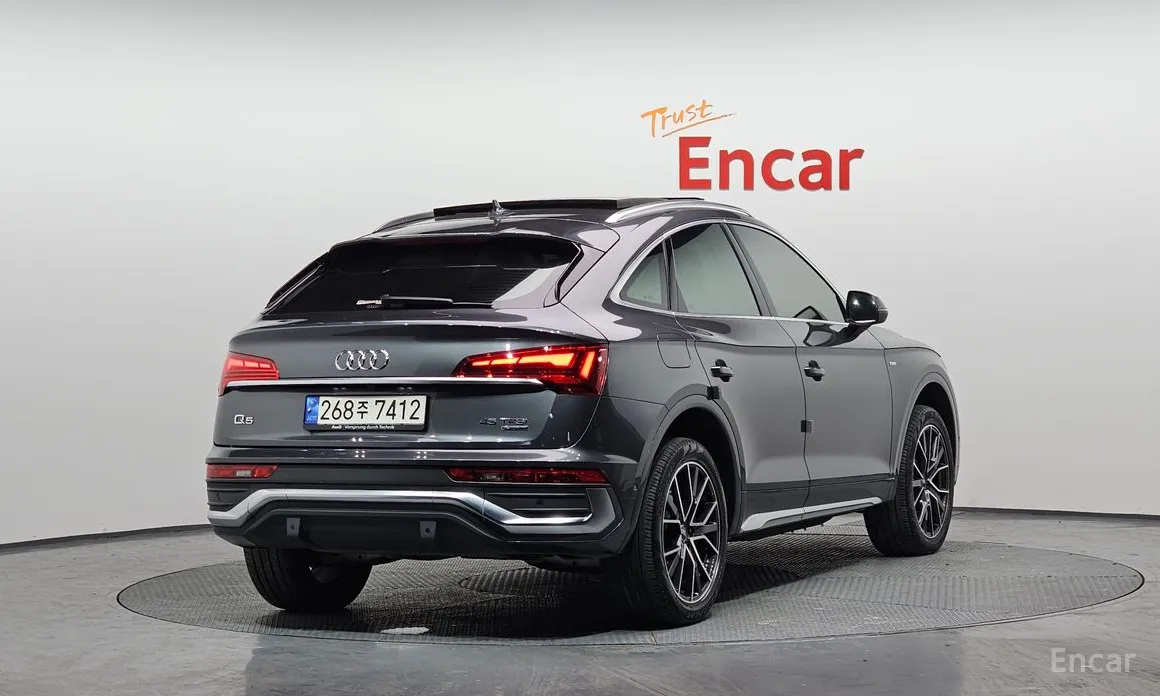 Фото 2 - Audi Q5