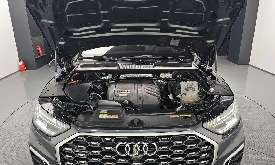 Фото 6 - Audi Q5