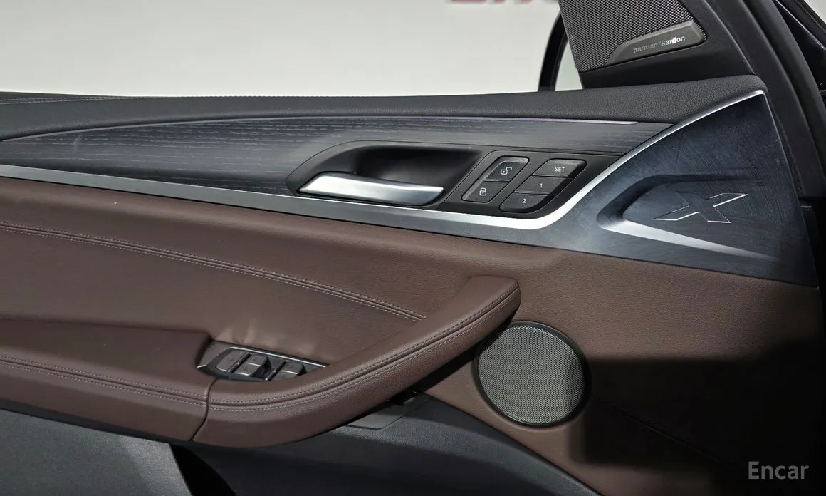 Фото 18 - BMW iX3