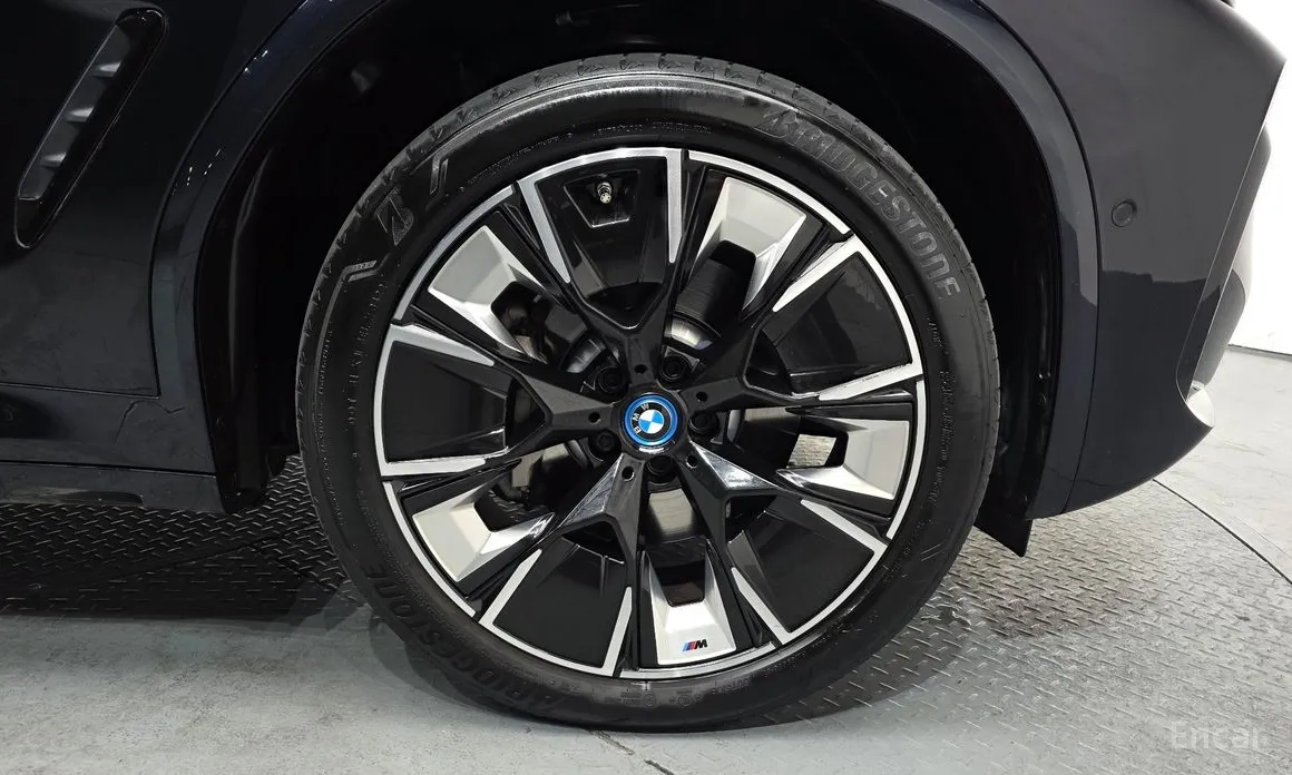 Фото 5 - BMW iX3