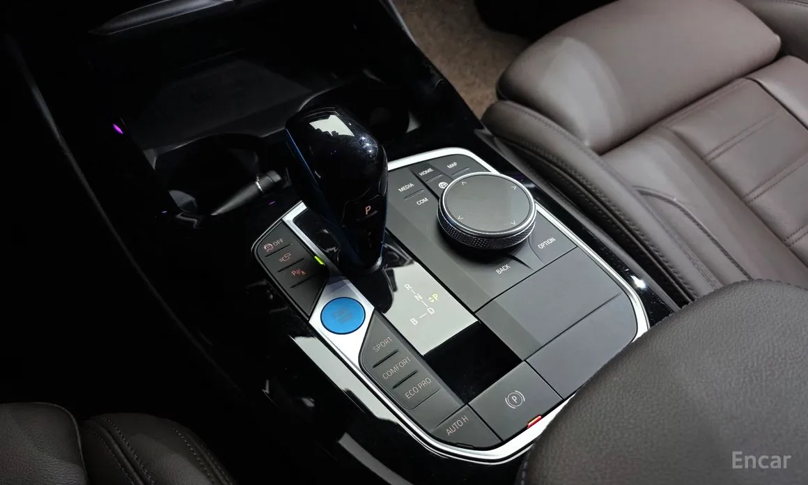 Фото 9 - BMW iX3