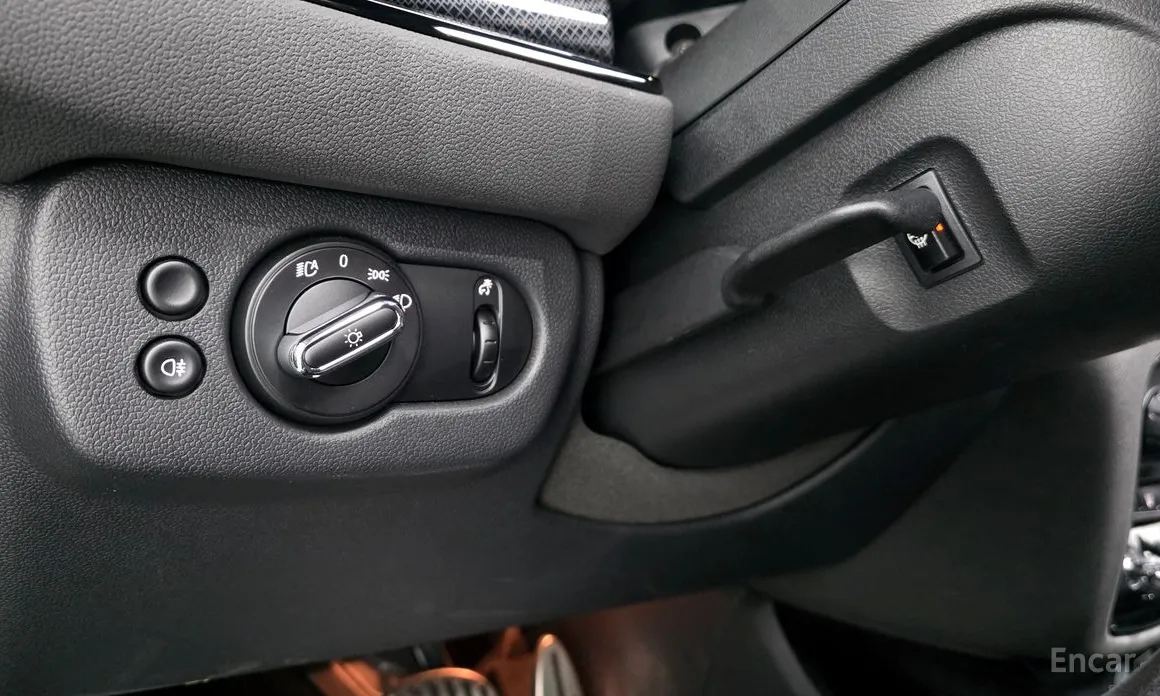 Фото 19 - Mini Clubman