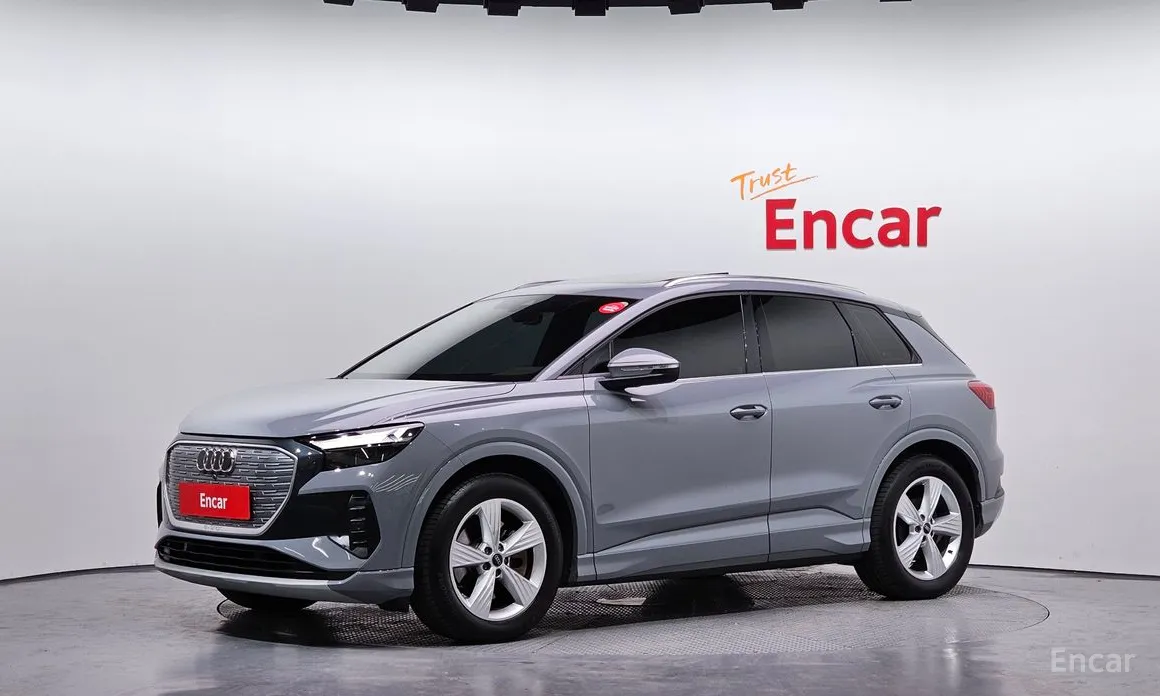 Фото 1 - Audi Q4 e-tron