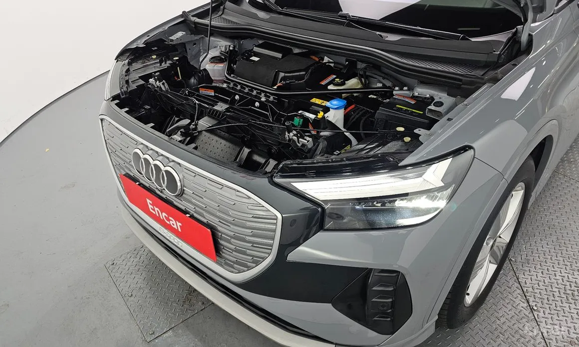 Фото 6 - Audi Q4 e-tron