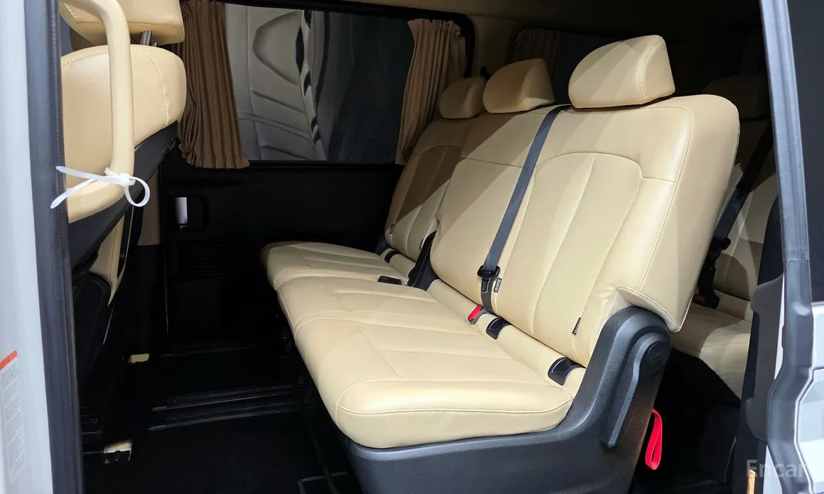 Фото 13 - Hyundai Staria