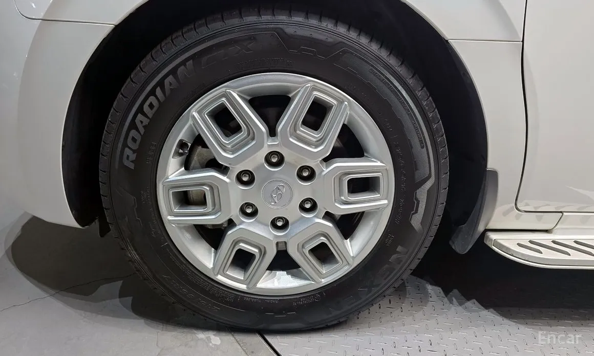 Фото 5 - Hyundai Staria