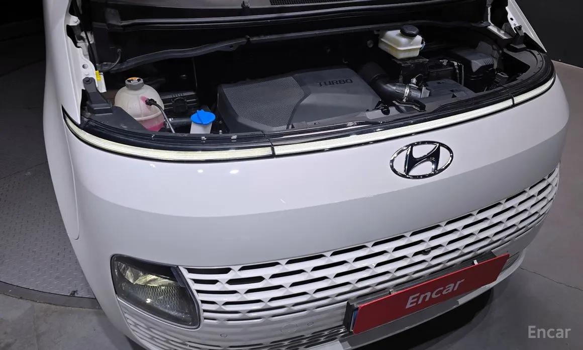 Фото 6 - Hyundai Staria