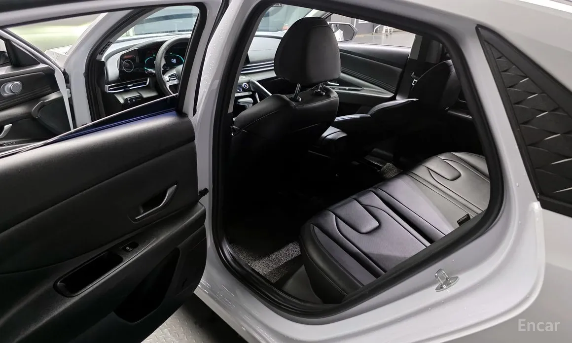 Фото 11 - Hyundai Avante