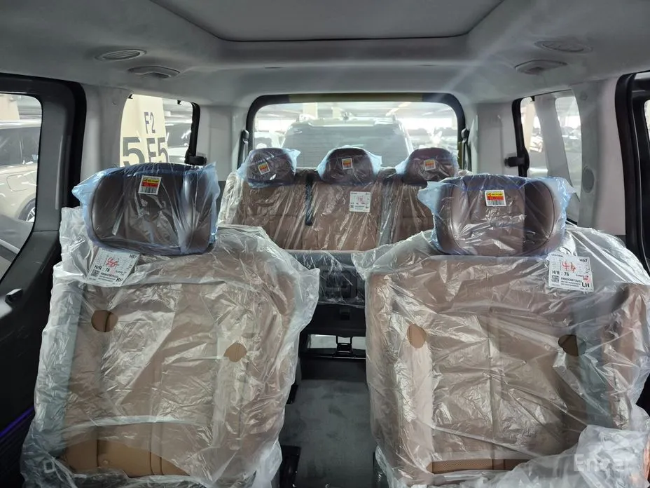 Фото 14 - Hyundai Staria