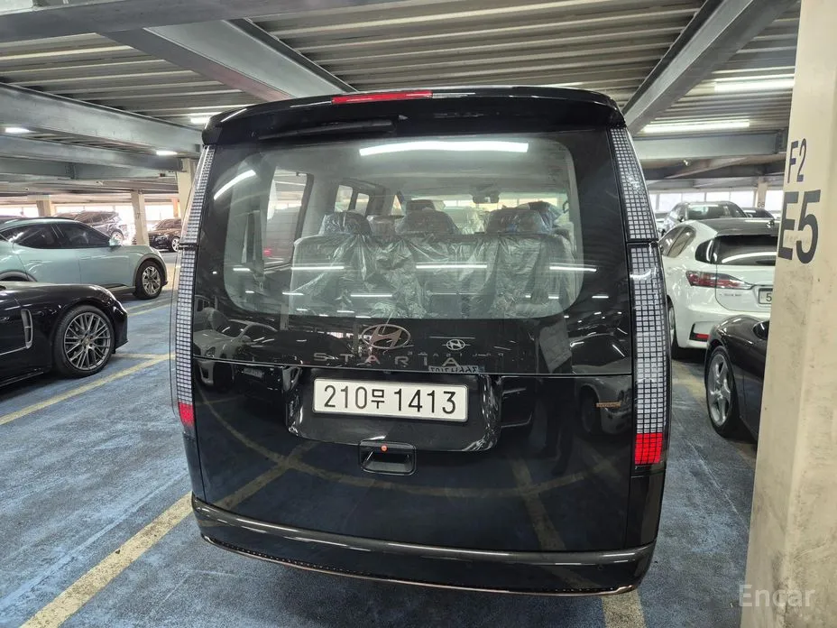 Фото 4 - Hyundai Staria