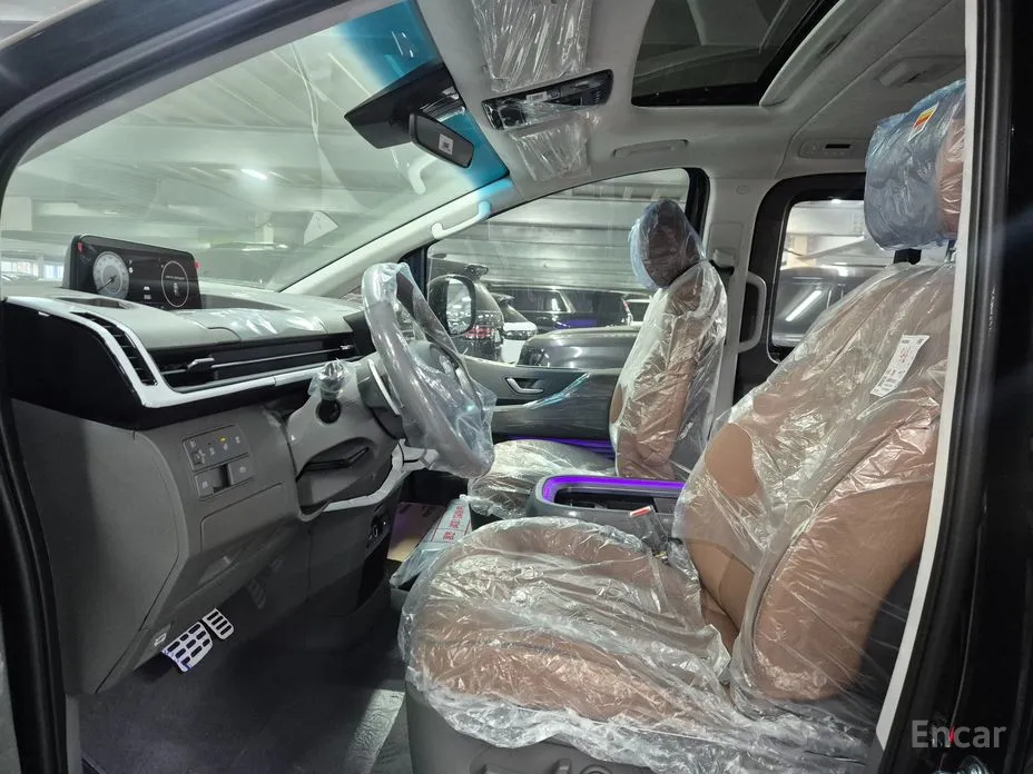 Фото 6 - Hyundai Staria