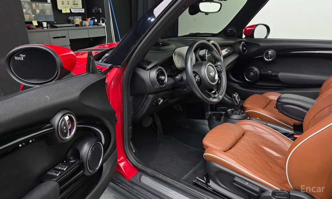 Фото 10 - Mini Cooper Convertible