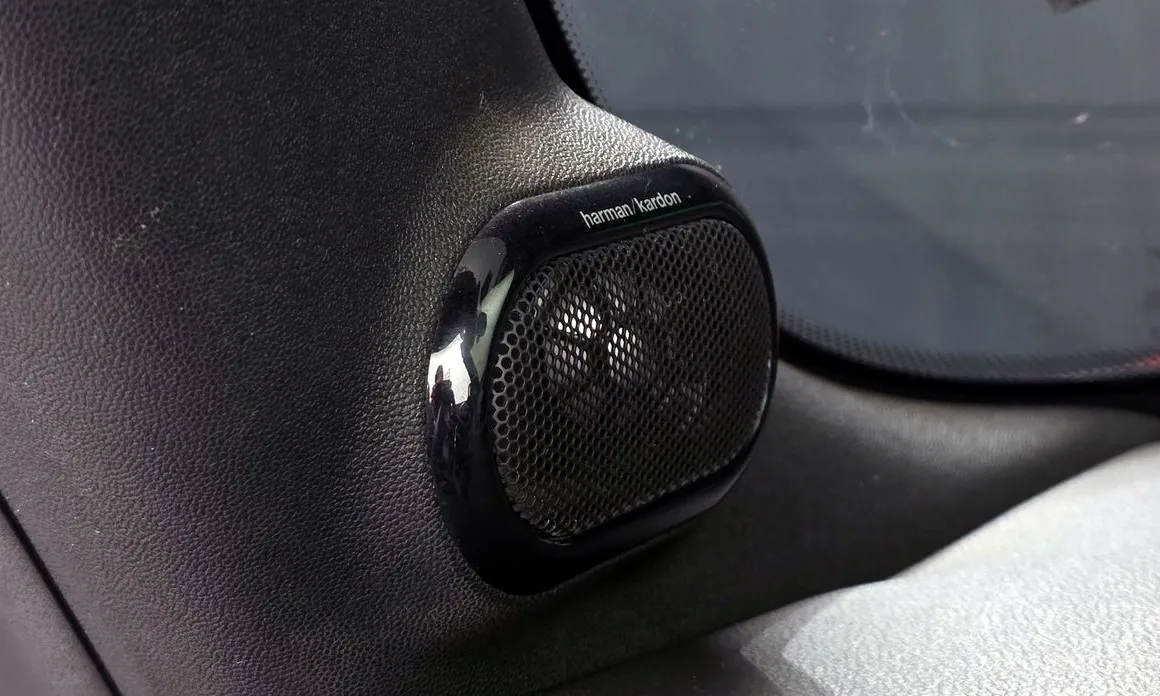 Фото 18 - Mini Cooper Convertible