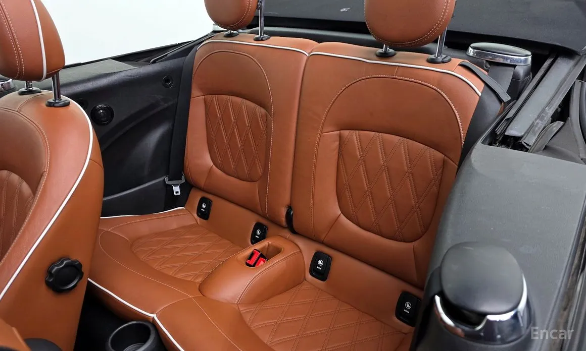 Фото 19 - Mini Cooper Convertible