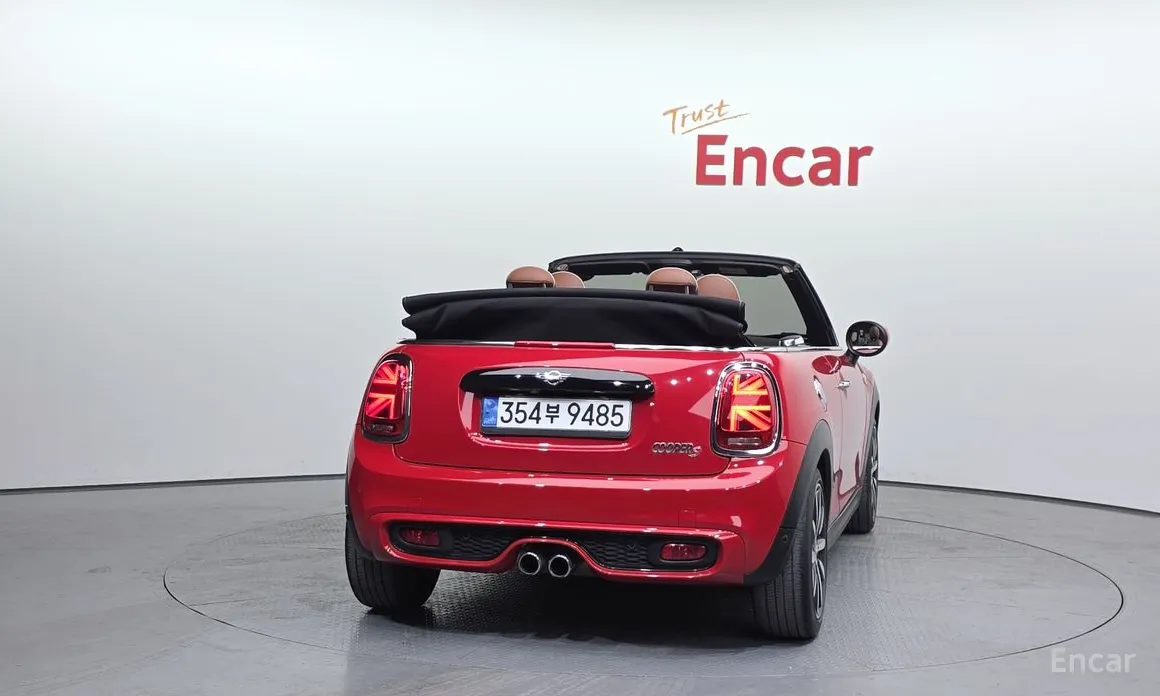 Фото 4 - Mini Cooper Convertible