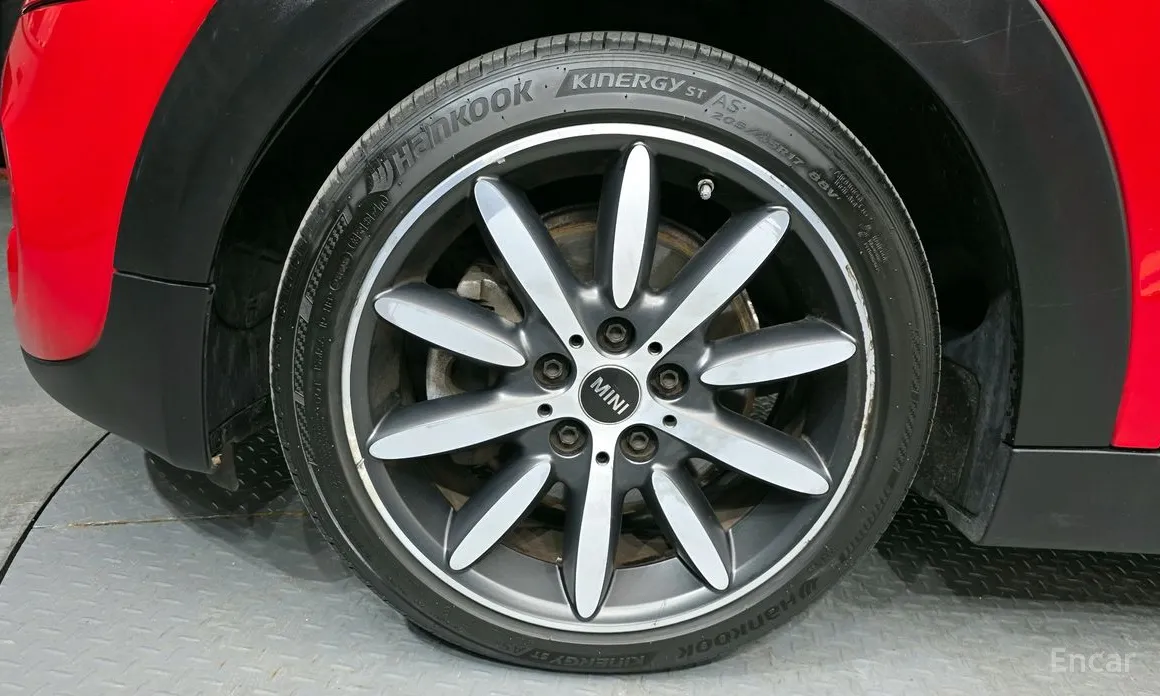 Фото 5 - Mini Cooper Convertible