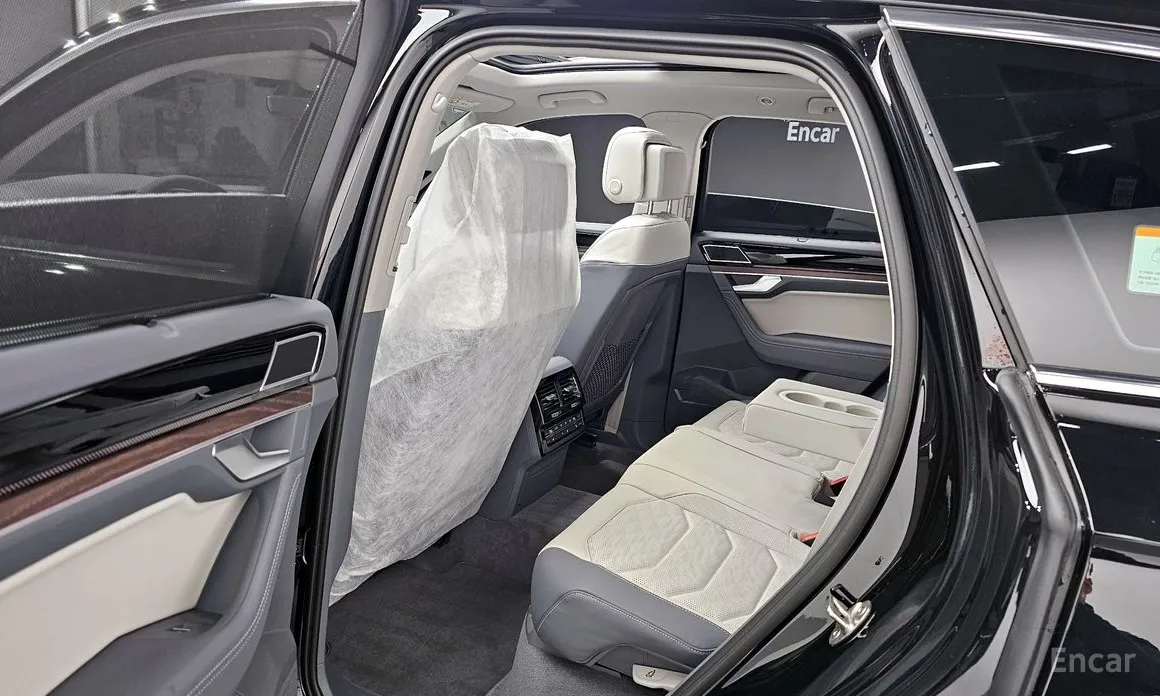 Фото 11 - Volkswagen Touareg