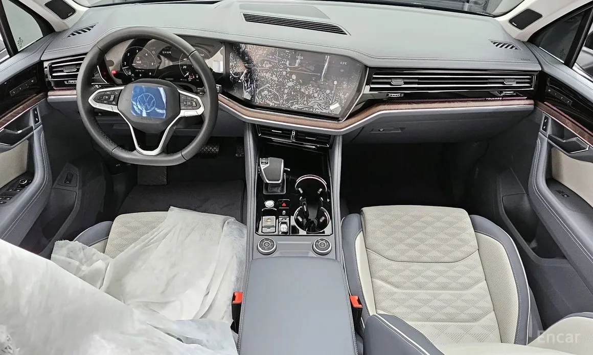 Фото 7 - Volkswagen Touareg