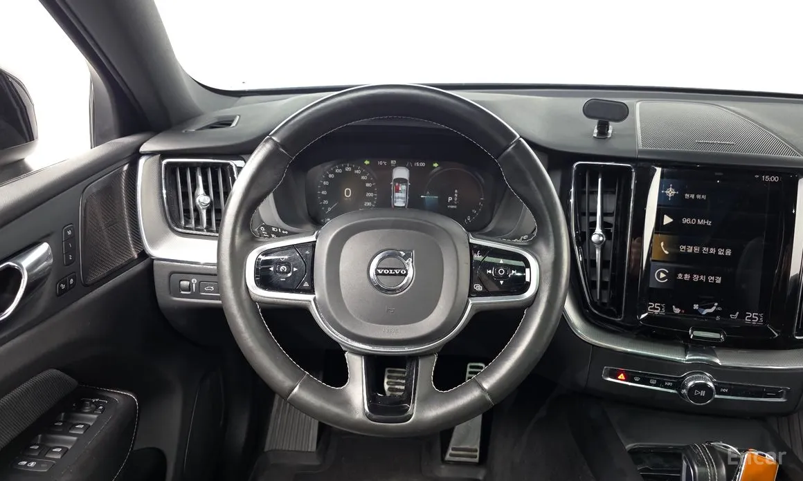 Фото 13 - Volvo XC60