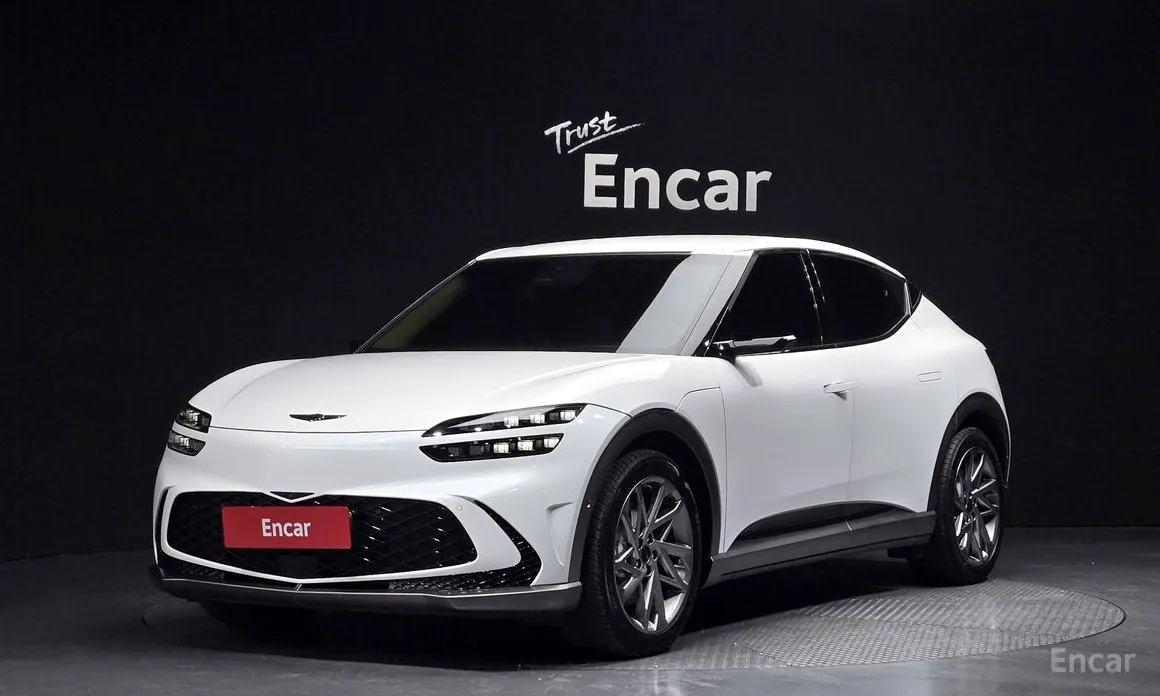 Фото 1 - Genesis GV60