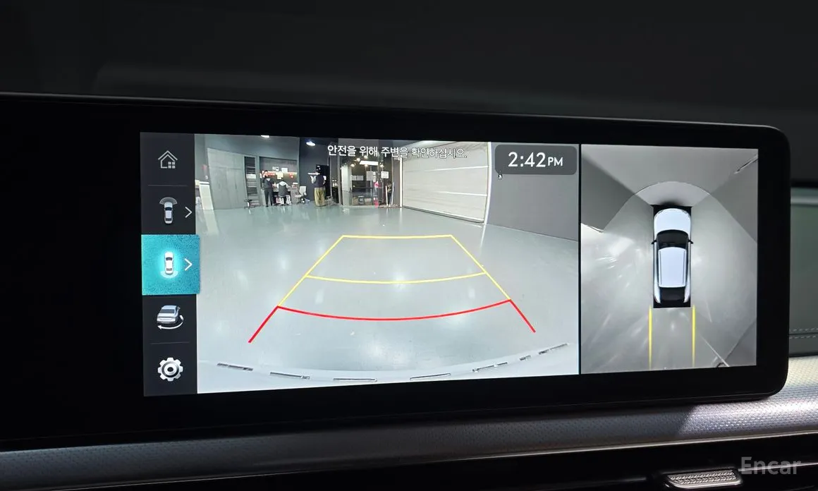 Фото 13 - Genesis GV60