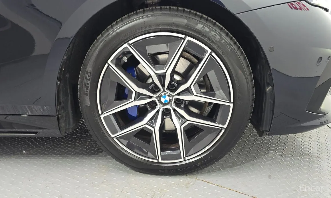 Фото 5 - BMW 5 Series