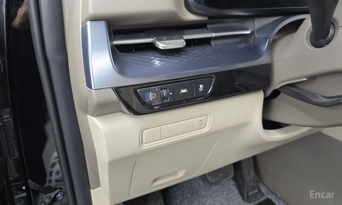 Фото 17 - Kia Carnival