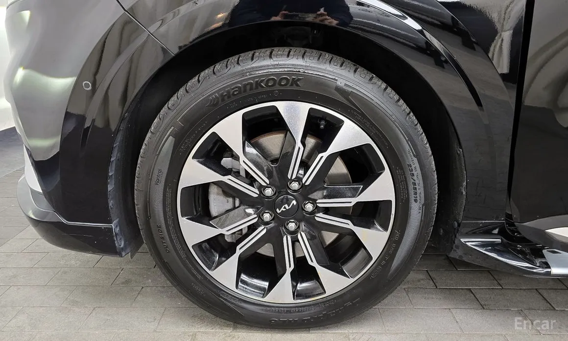 Фото 5 - Kia Carnival