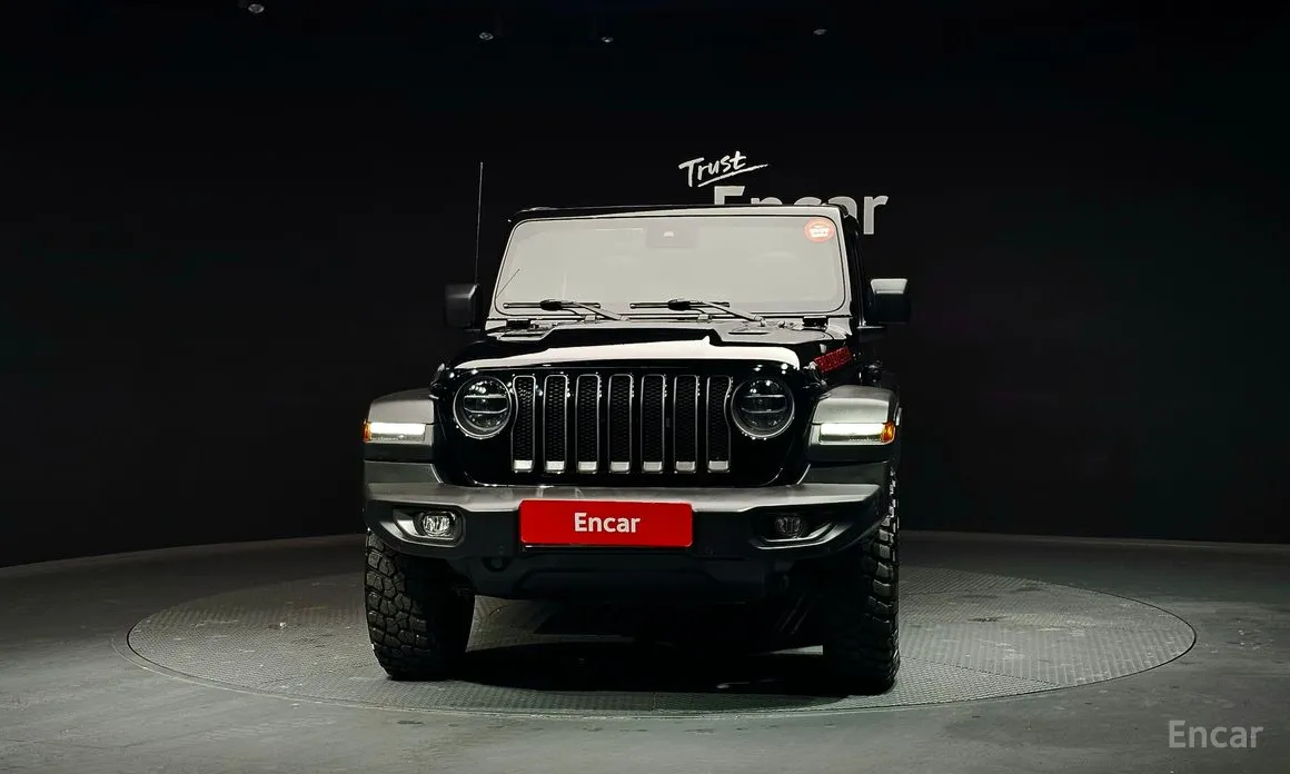 Фото 3 - Jeep Wrangler