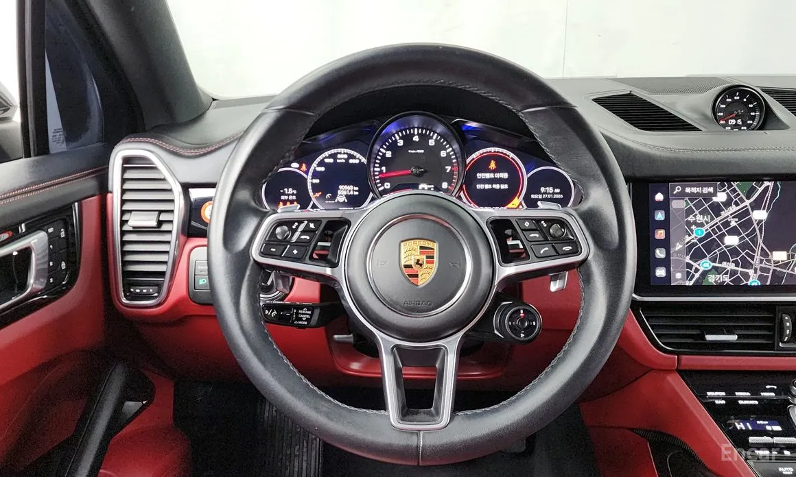 Фото 13 - Porsche Cayenne