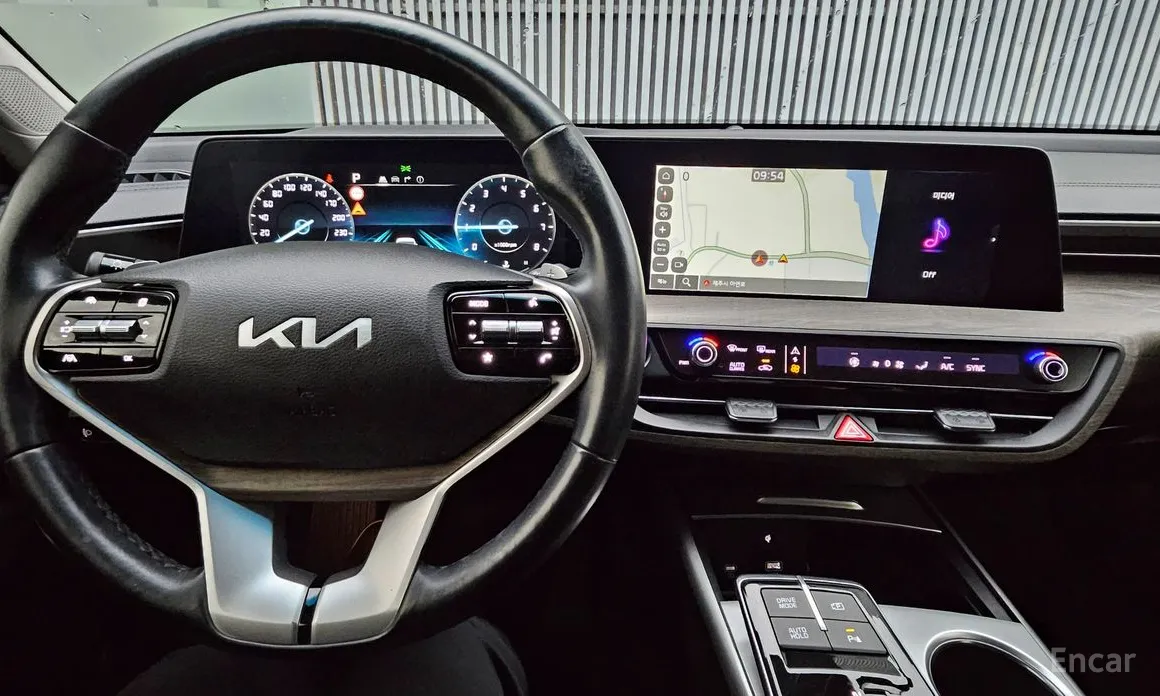 Фото 10 - Kia K8