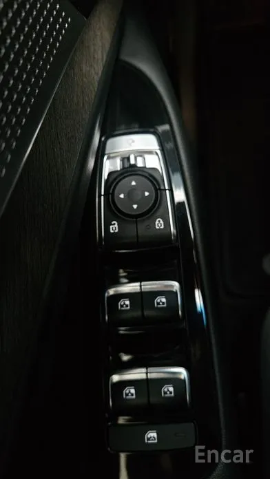 Фото 15 - Kia K8