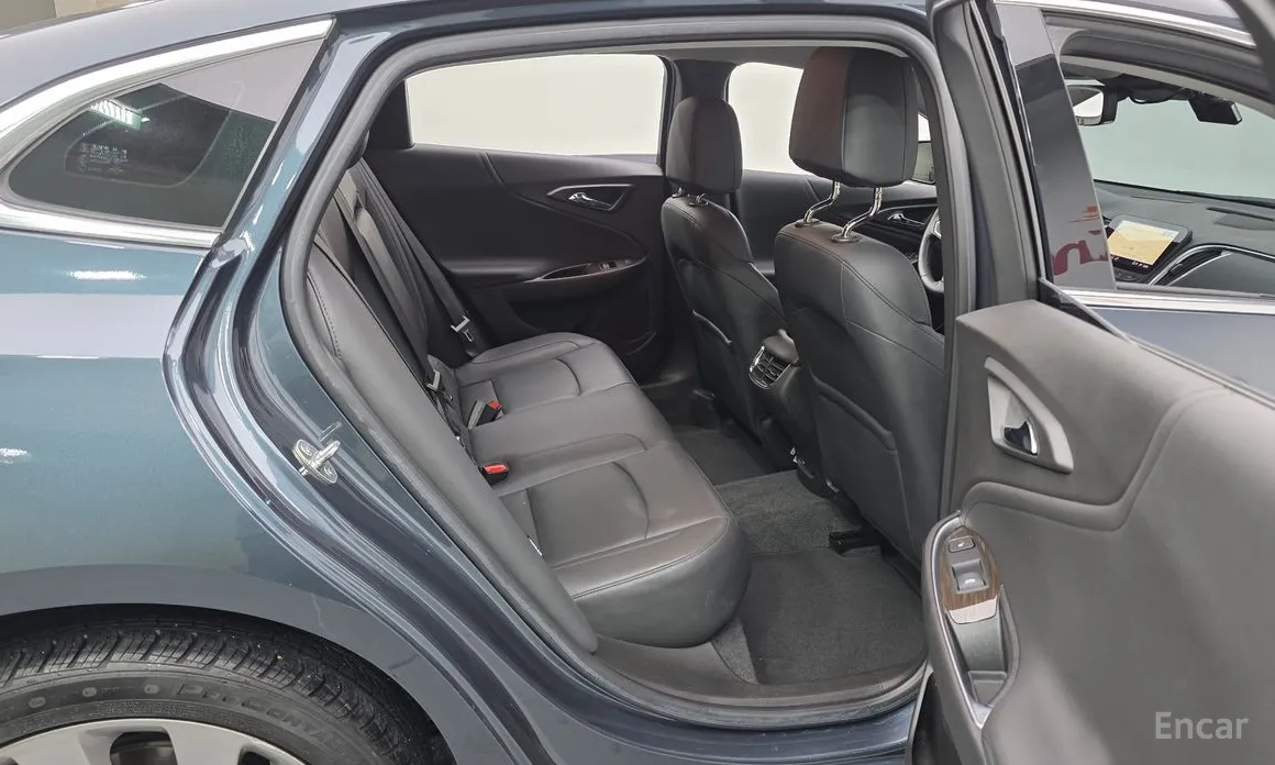 Фото 12 - Chevrolet Malibu