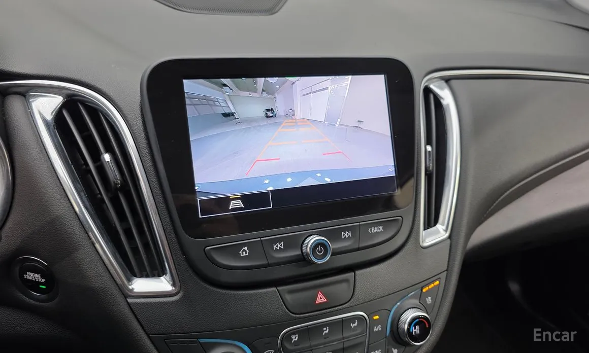 Фото 16 - Chevrolet Malibu