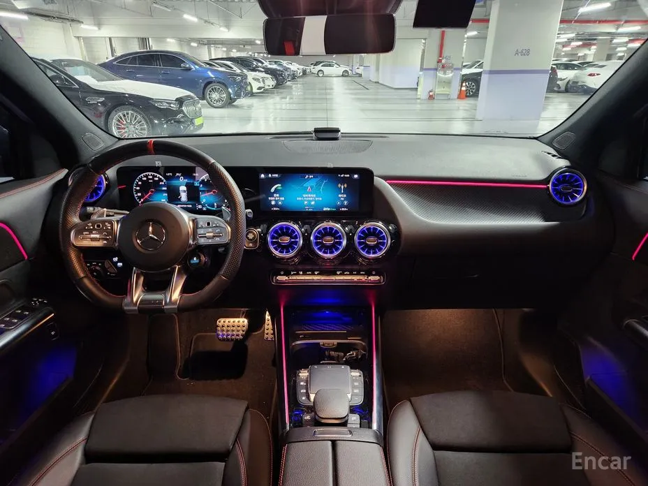 Фото 12 - Mercedes-Benz GLA-Class