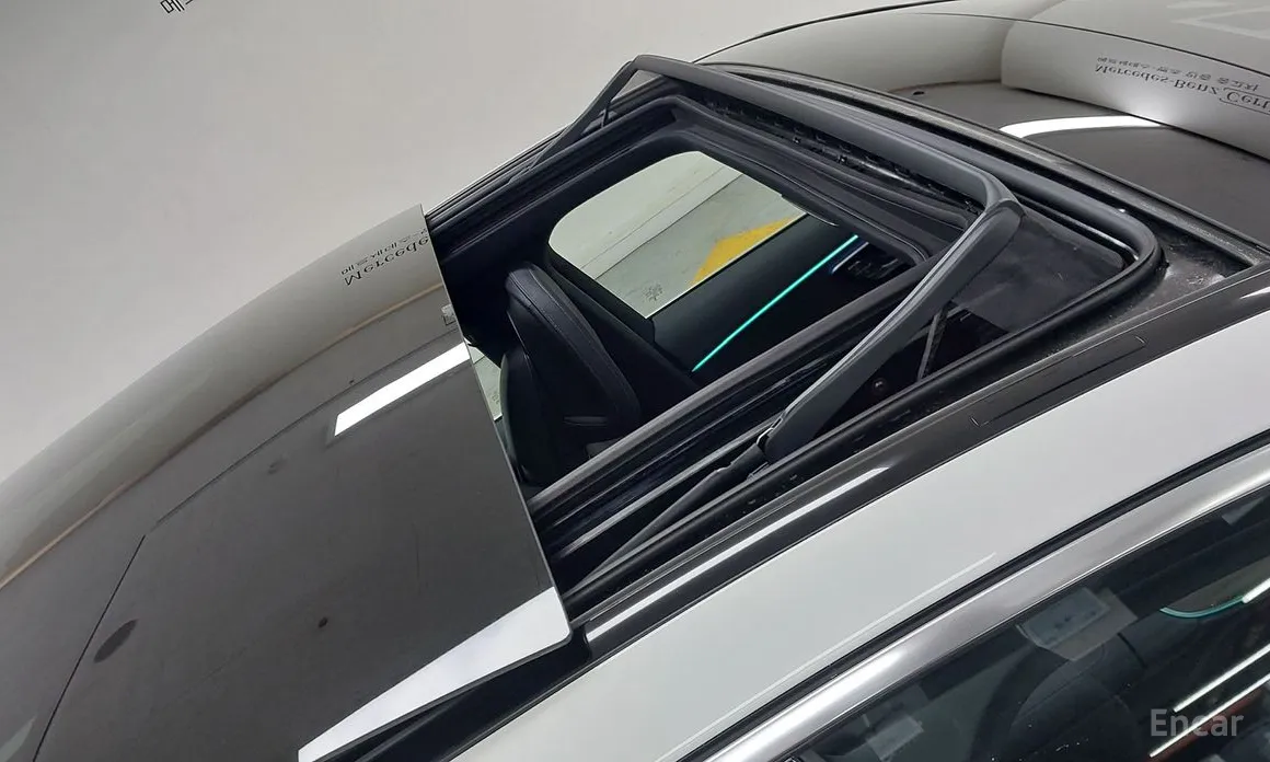 Фото 12 - Mercedes-Benz E-Class