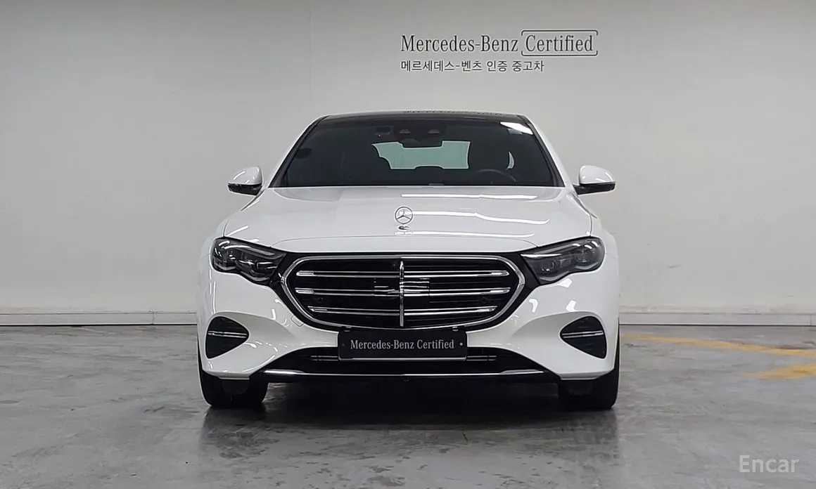 Фото 3 - Mercedes-Benz E-Class