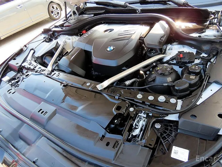 Фото 19 - BMW 5 Series