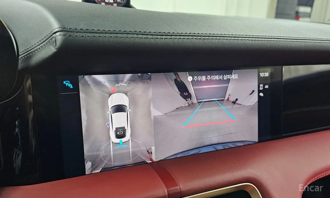 Фото 15 - Porsche Taycan