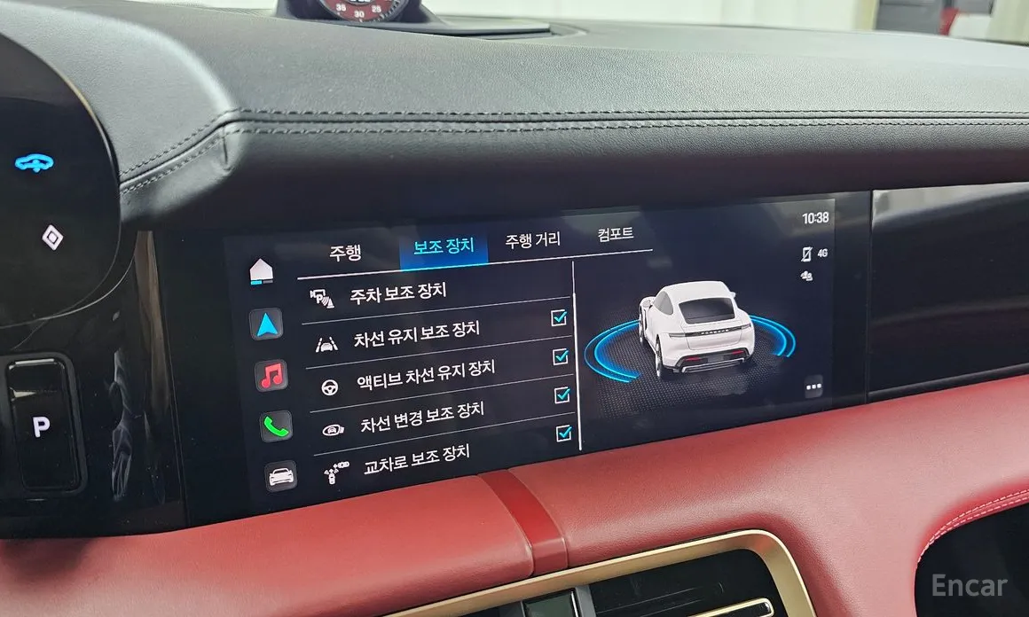 Фото 17 - Porsche Taycan