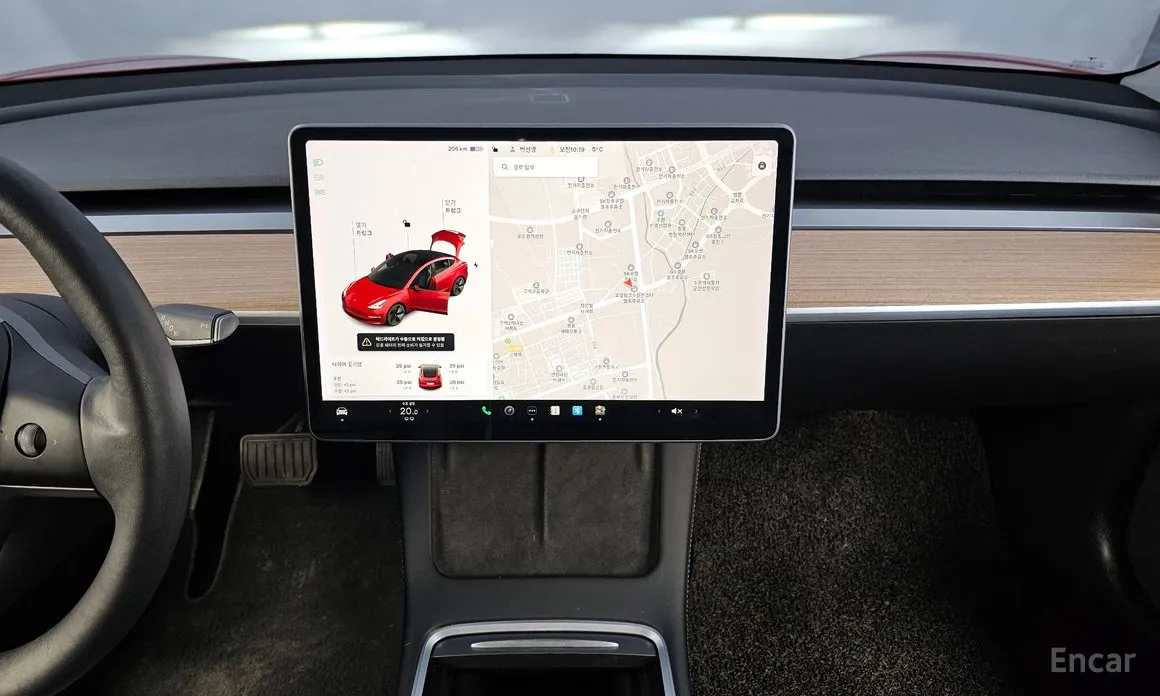 Фото 14 - Tesla Model 3