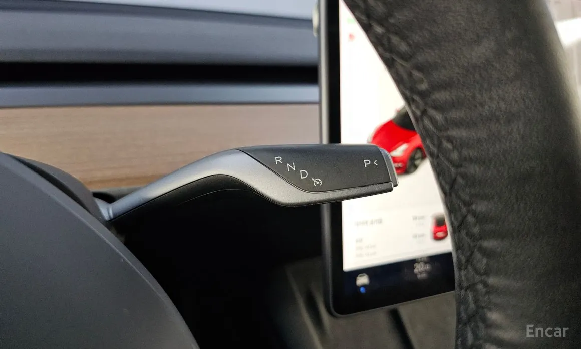 Фото 9 - Tesla Model 3