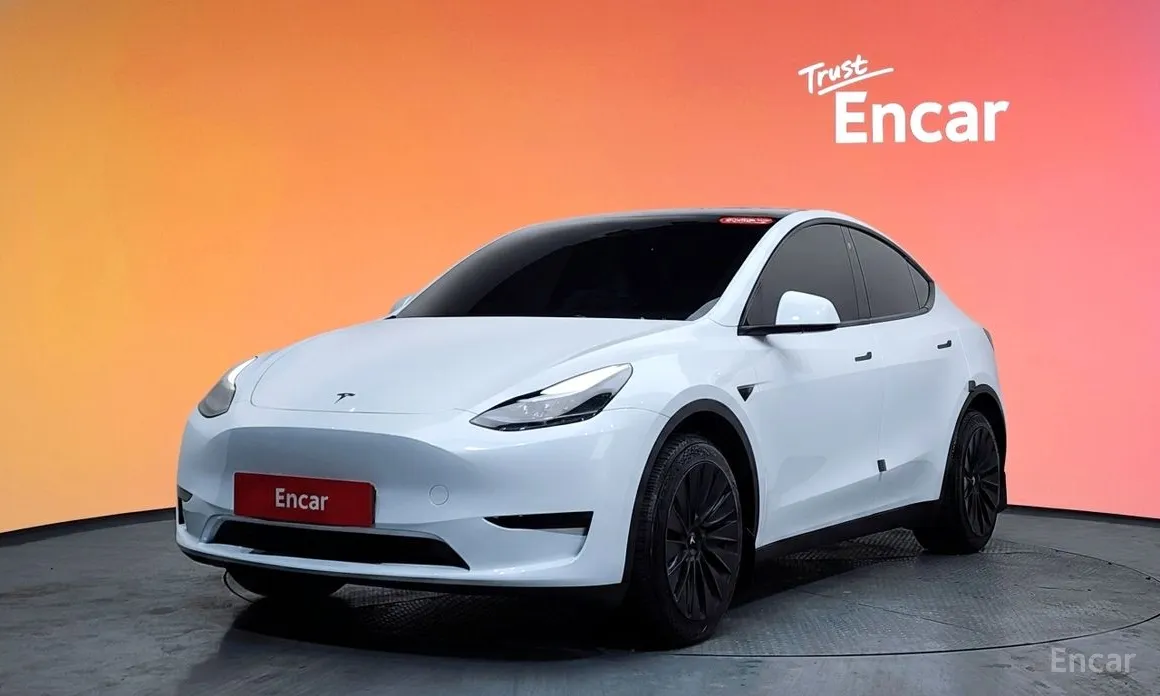 Фото 1 - Tesla Model Y