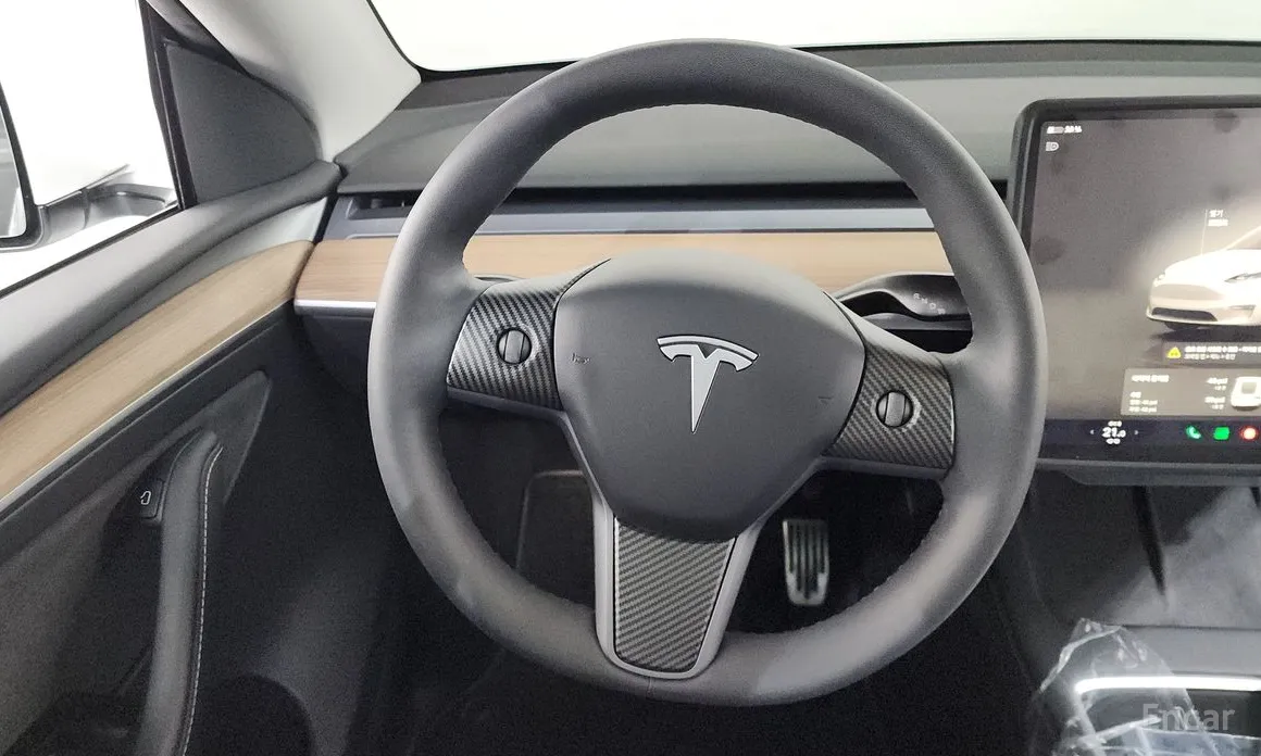 Фото 13 - Tesla Model Y