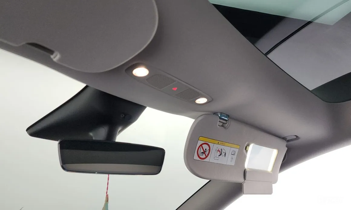 Фото 17 - Tesla Model Y