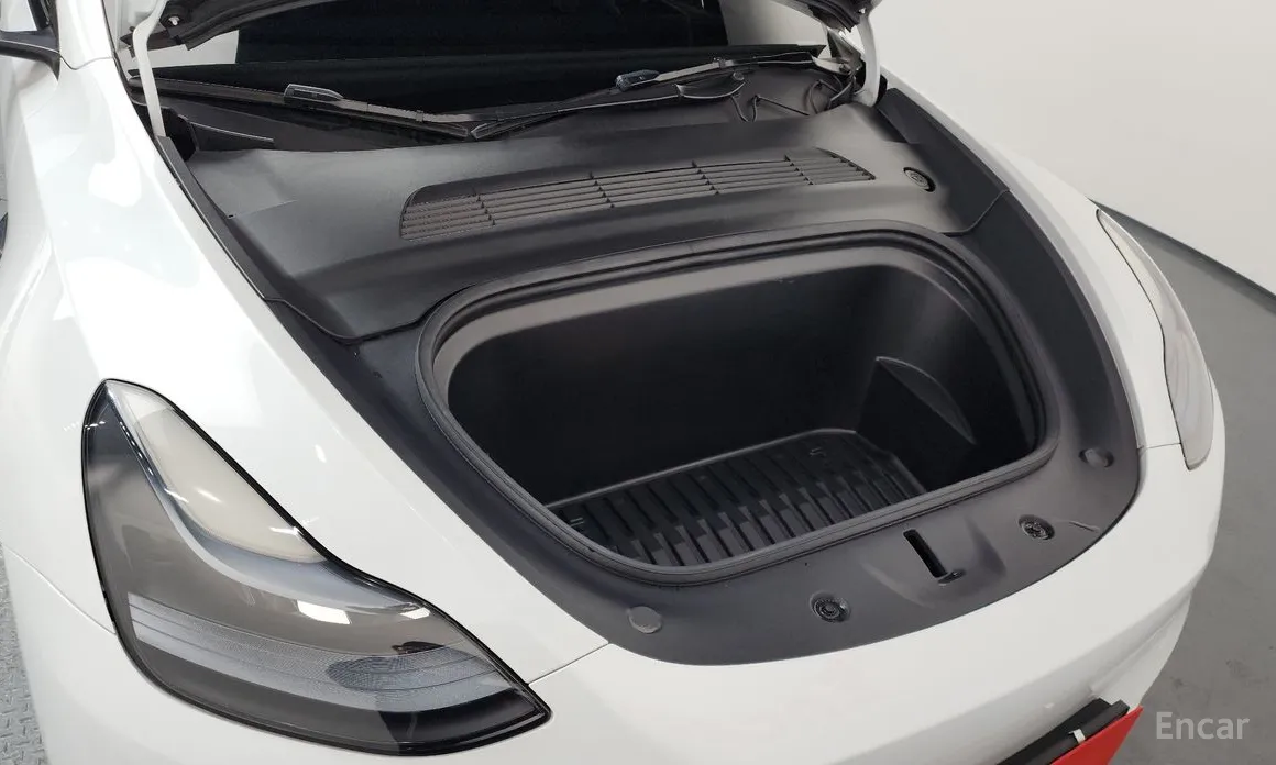 Фото 6 - Tesla Model Y