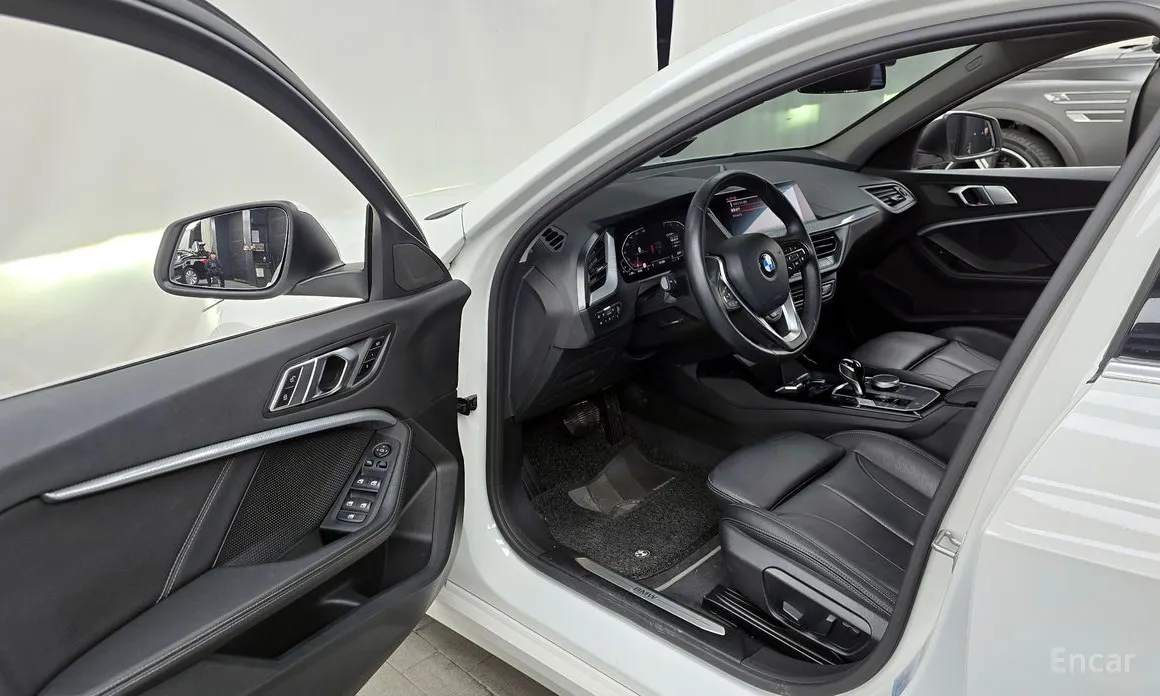 Фото 10 - BMW 1 Series