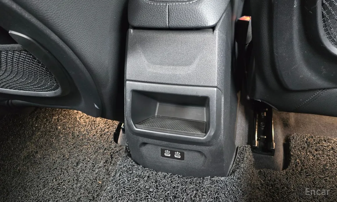 Фото 19 - BMW 1 Series