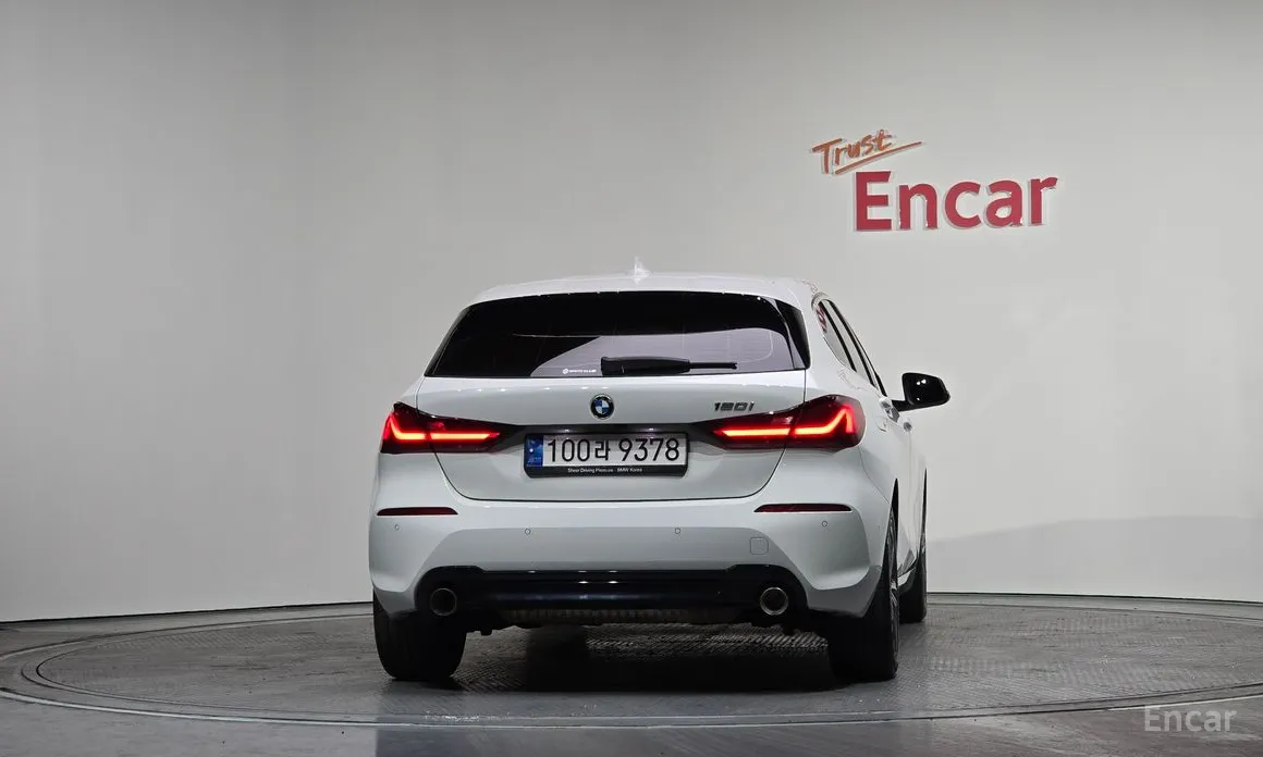 Фото 4 - BMW 1 Series